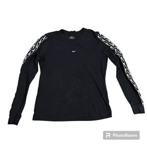 Women’s Nike Long Sleeve Shirt XS